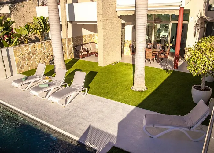 La Caleta Golf Вилла Адехе
